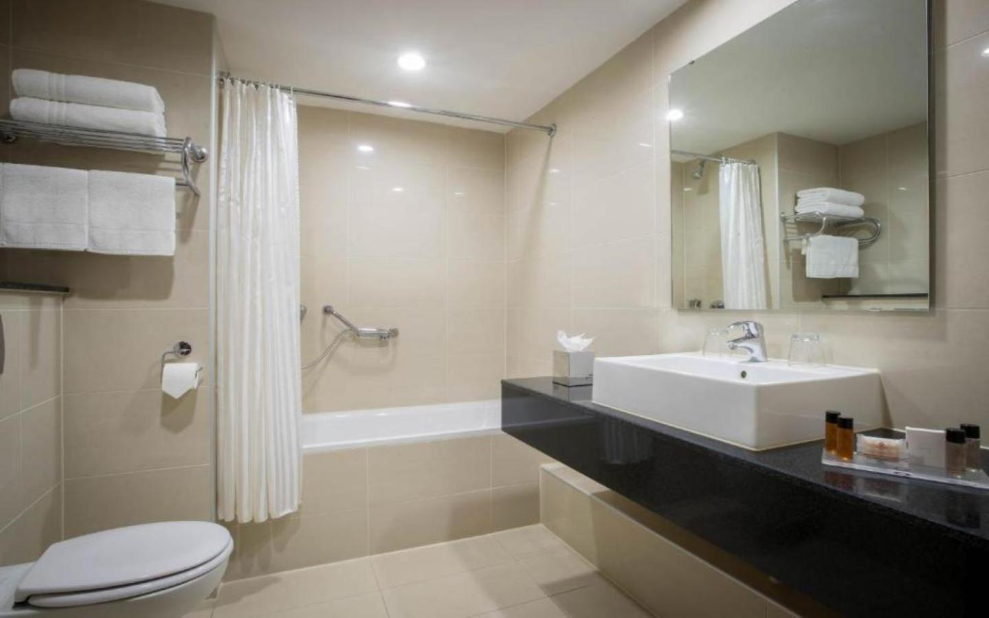 Clayton Hotel & Leisure Club Sligo Ngoại thất bức ảnh